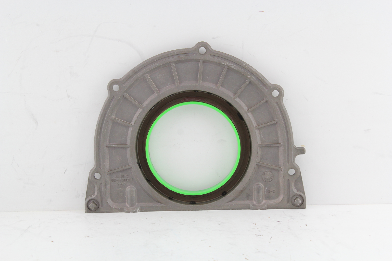 GENUINE HOLDEN 12637710 REAR MAIN SEAL & PLATE FOR HOLDEN VZ VE V6 3.6L