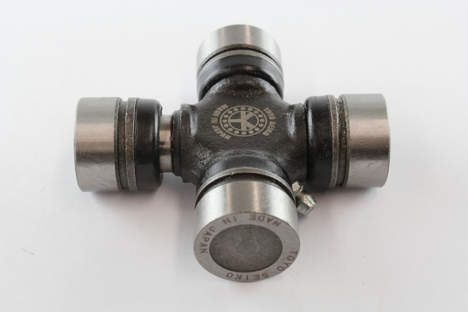 thumbnail image 2 of Koyo Universal Joint RUJ2033 – Japanese Made For Holden Jackaroo & Rodeo 2 of 3