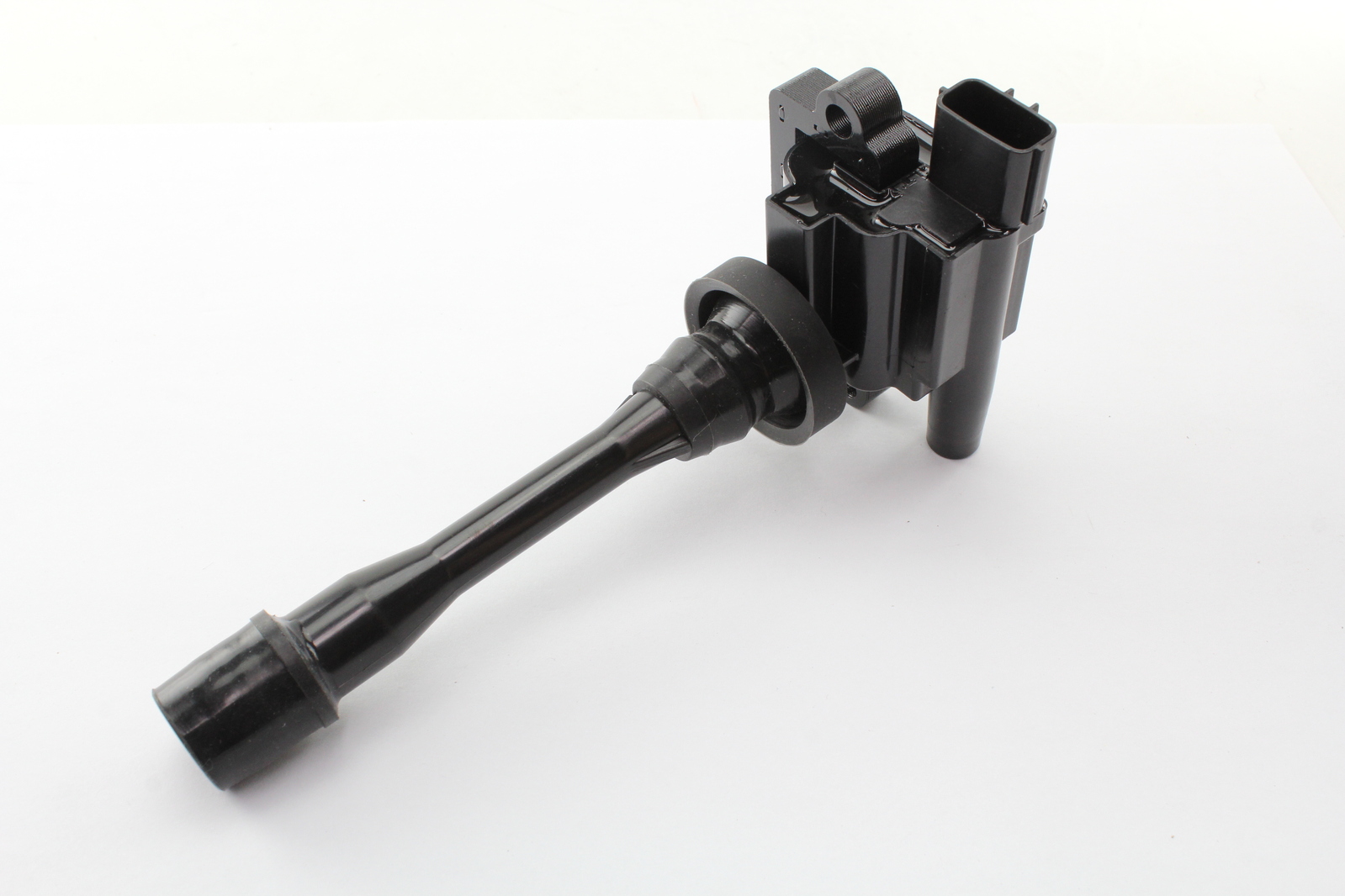 NEW IGNITION COIL for MITSUBISHI LANCER CE, CEII, CG, CH 1.8 2.0 NEW IGNITION COIL for MITSUBISHI LANCER CE, CEII, CG, CH 1.8 2.0