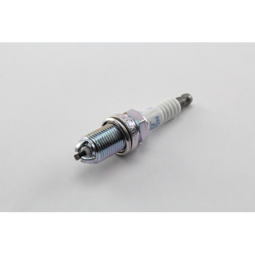 NGK BKUR6ET-10 Spark Plug for Mercedes-Benz CLK230 SLK230 Seat Cordoba Ibiza x4