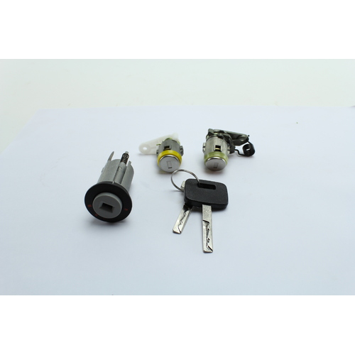 Ignition Barrel & 2 Lock Set for Holden Statesman Caprice VQ VS 1989 - 1998